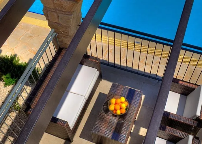 1 Sandy - Heated Pool - Jacuzzi - Private Area - Sea Views