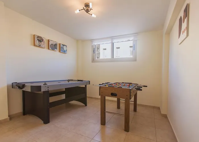 빌라 1 Sandy - Heated Pool - Jacuzzi - Private Area - Sea Views 폴리스