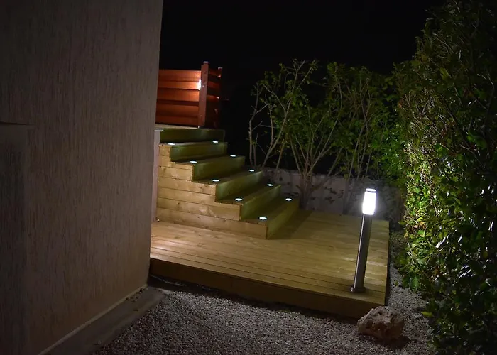 1 Sandy - Heated Pool - Jacuzzi - Private Area - Sea Views 폴리스